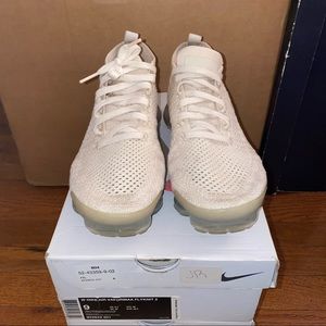 WOMENS Nike Vapormax Flyknit 2